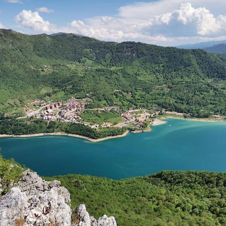 Apartment Varezic بلوزين المظهر الخارجي الصورة