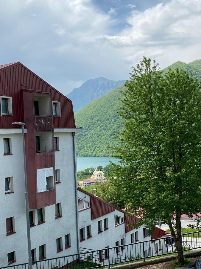 Apartment Varezic بلوزين المظهر الخارجي الصورة