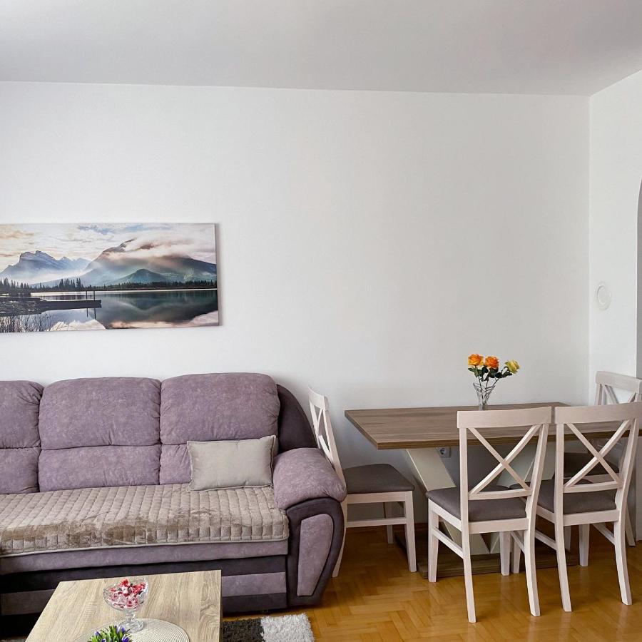 Apartment Varezic بلوزين المظهر الخارجي الصورة