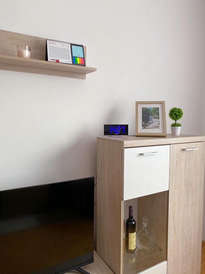 Apartment Varezic بلوزين المظهر الخارجي الصورة